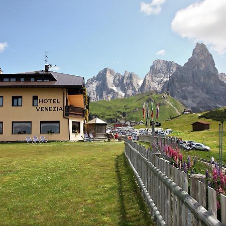 Albergo Venezia Passo Rolle Εξωτερικό φωτογραφία