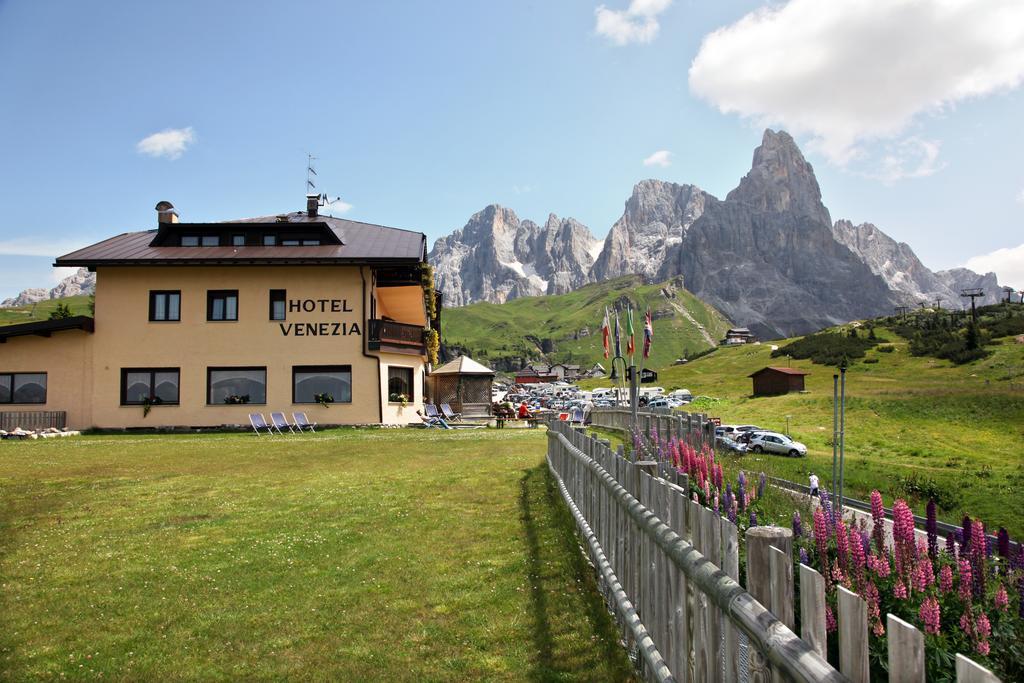 Albergo Venezia Passo Rolle Εξωτερικό φωτογραφία
