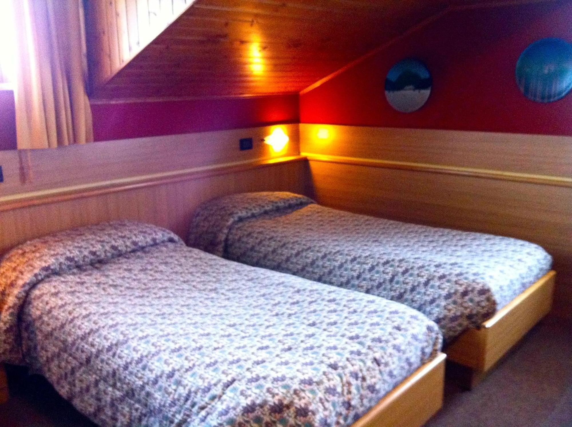 Albergo Venezia Passo Rolle Δωμάτιο φωτογραφία