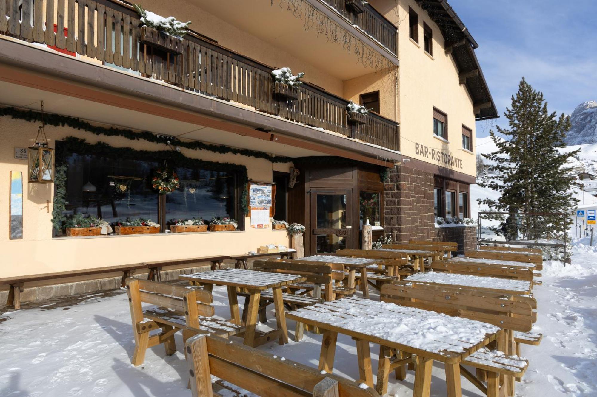 Albergo Venezia Passo Rolle Εξωτερικό φωτογραφία
