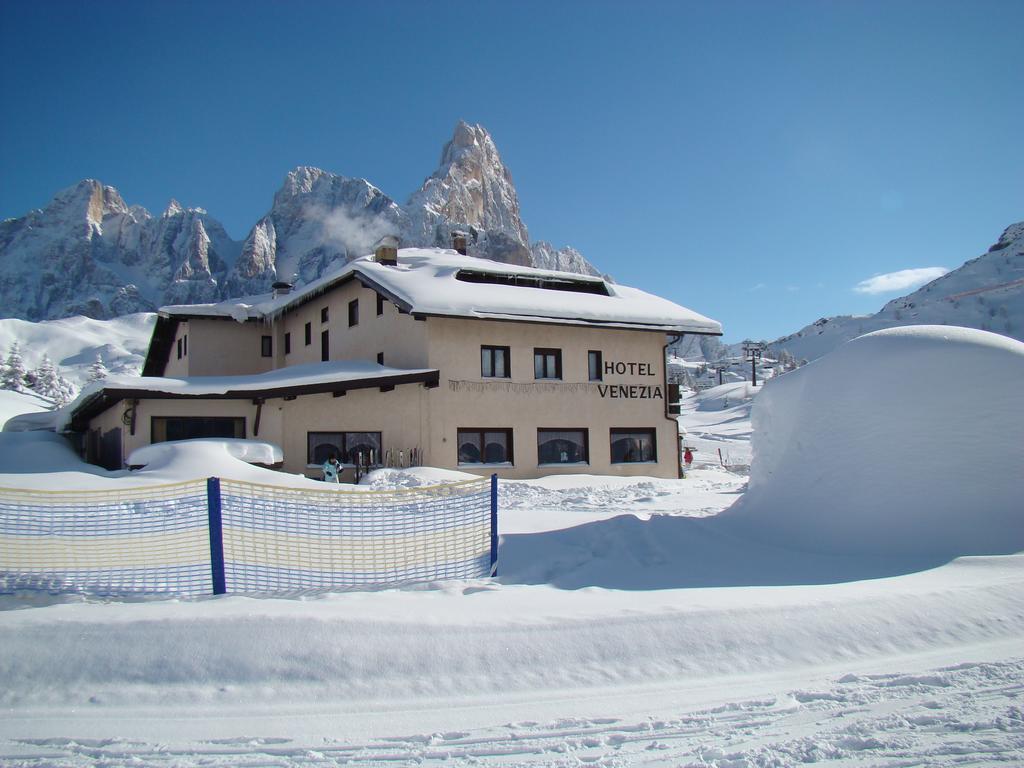Albergo Venezia Passo Rolle Εξωτερικό φωτογραφία